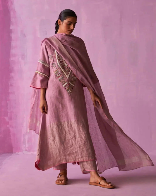 Lavender Afra Hand-Embroidered Kurta Set - Pallodstore