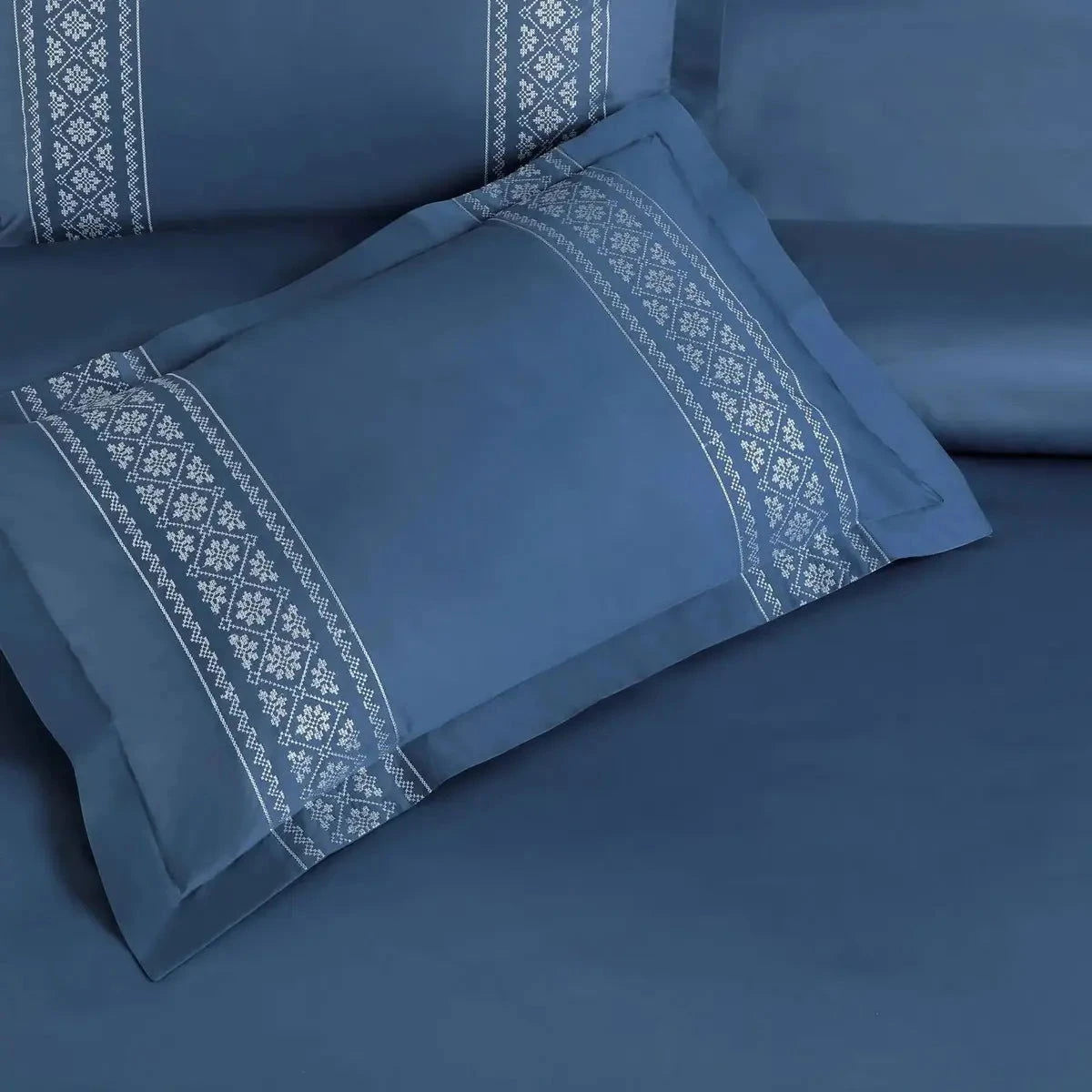 Luxe Premium Legion Blue Color Embroidered Bedding - Pallodstore