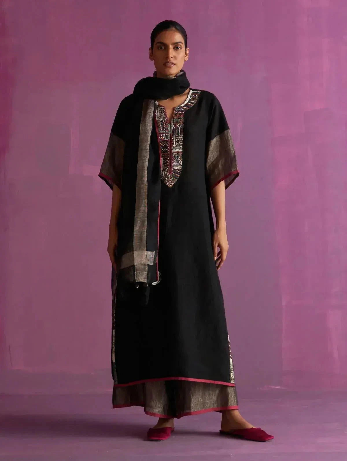 Mato Hand-Embroidered Kurta Set - Pallodstore