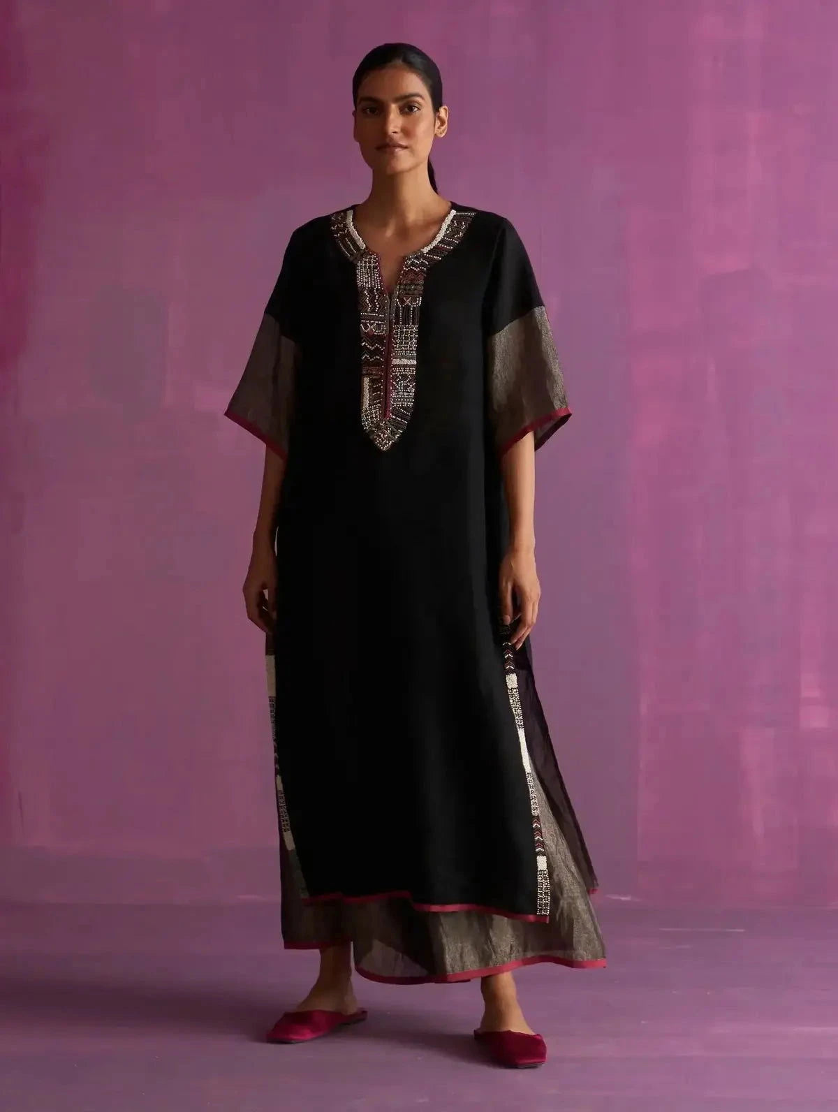 Mato Hand-Embroidered Kurta Set - Pallodstore