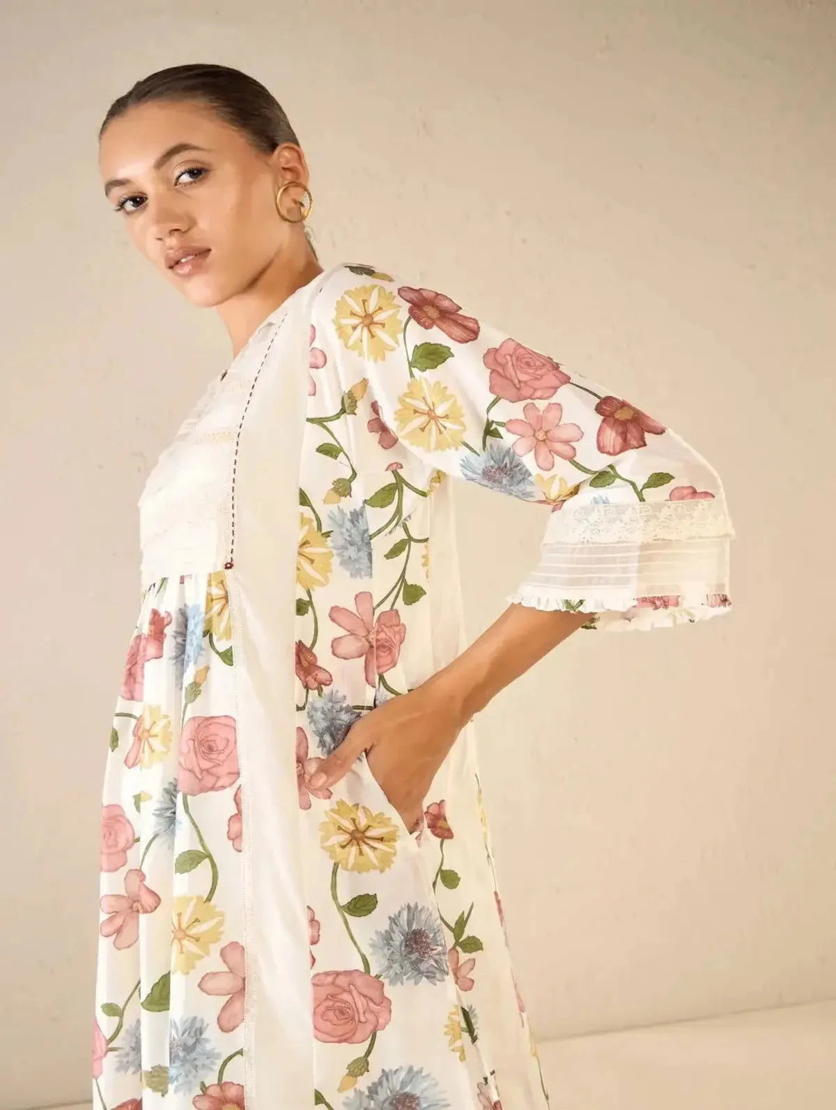 Multicolor Floral Kurta Set - Pallodstore