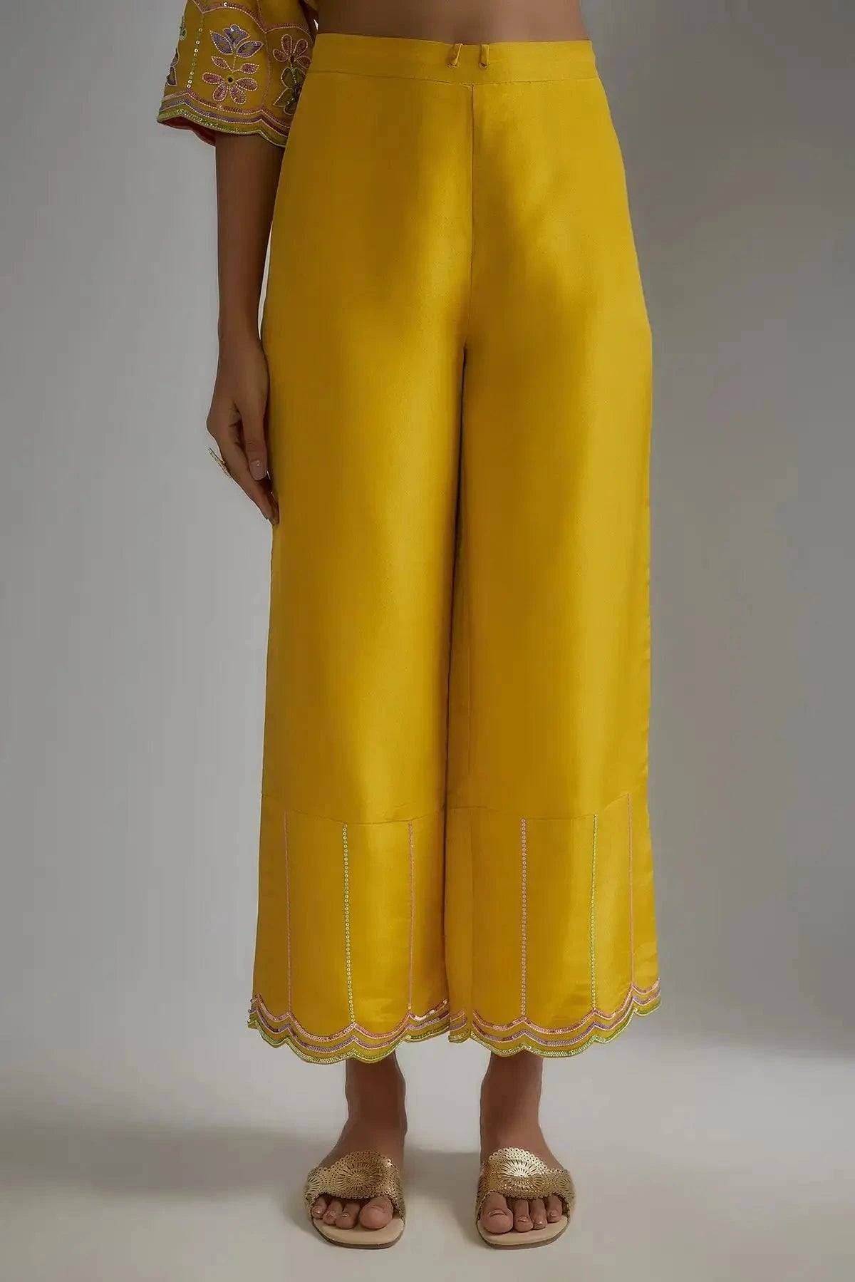 Mustard Silk Zari Hand Embroidered Kurta Set - Pallodstore