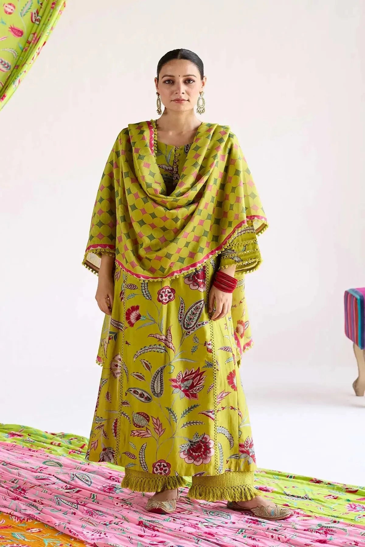 Mustard chanderi loose fit kurta with pants and dupatta - Pallodstore
