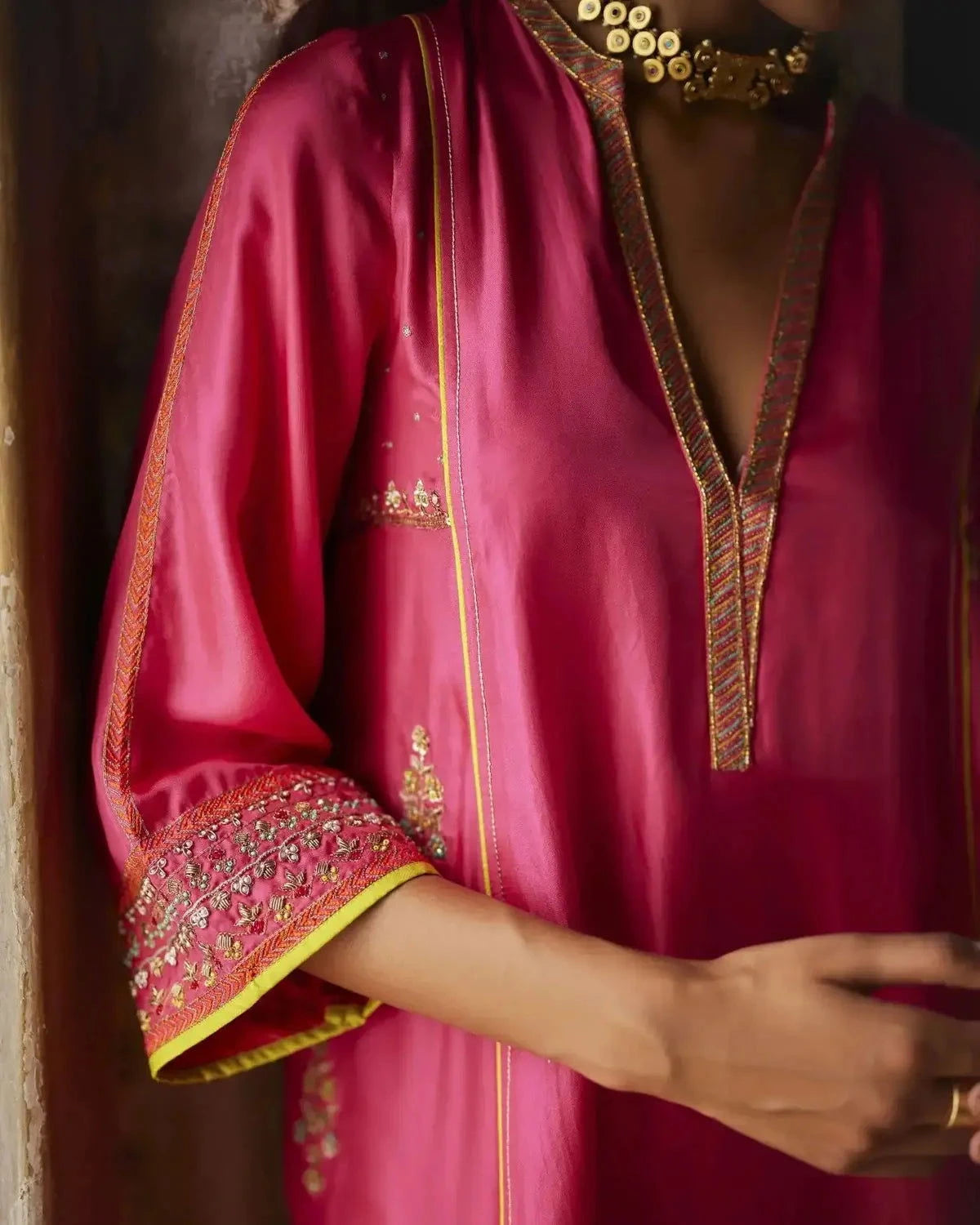 Nadira Hot Pink Silk Butti Back Yoke Kurta Set - Pallodstore