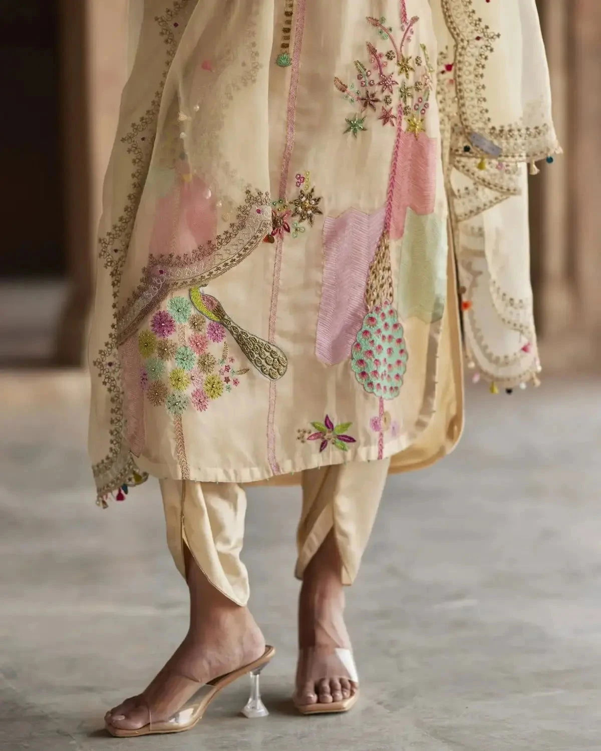 Nadira Ivory Organza Kurta Set - Pallodstore