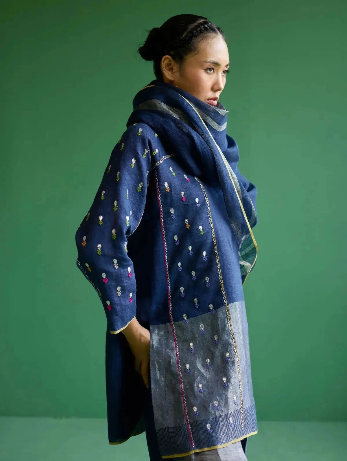Navy Ennya Hand-Embroidered Kurta Set - Pallodstore