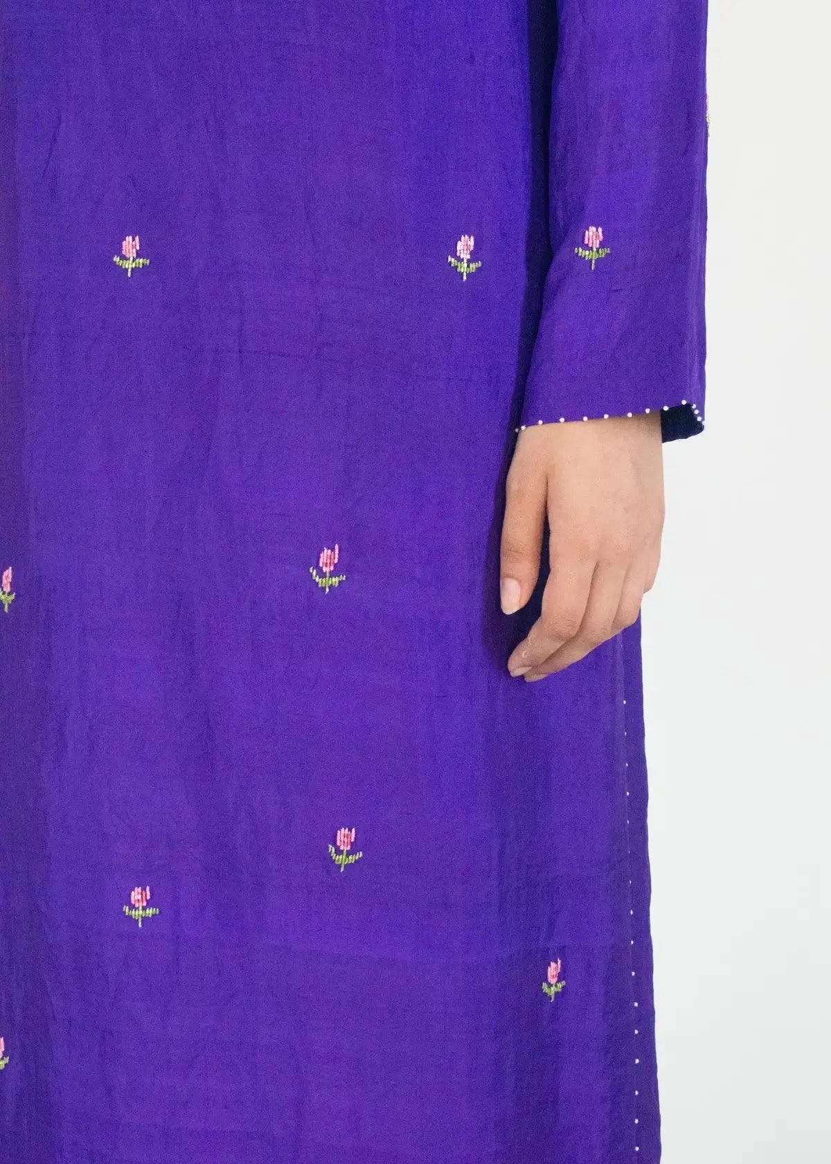 Neelakshi Hand embroidered Kurta Set - Pallodstore