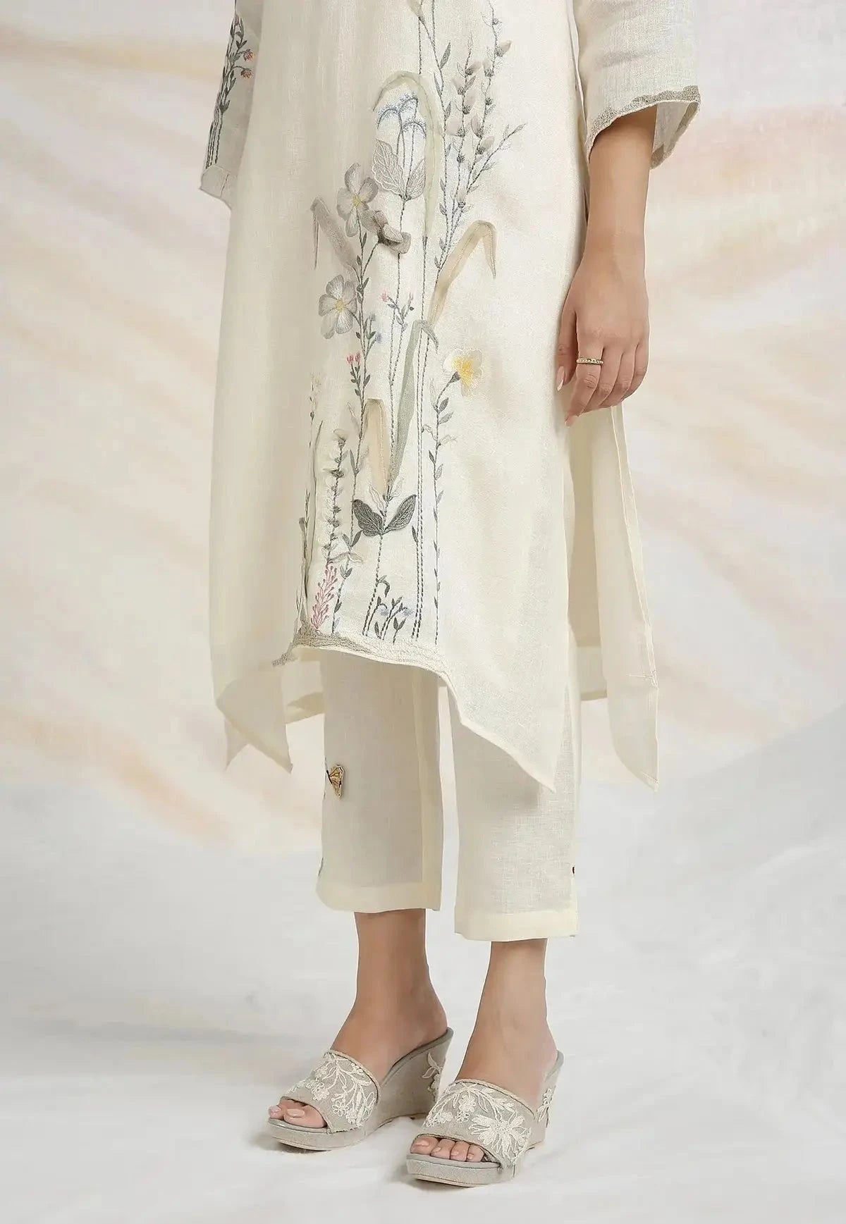 Off-White Prairie Fly Free Tunic Set - Pallodstore