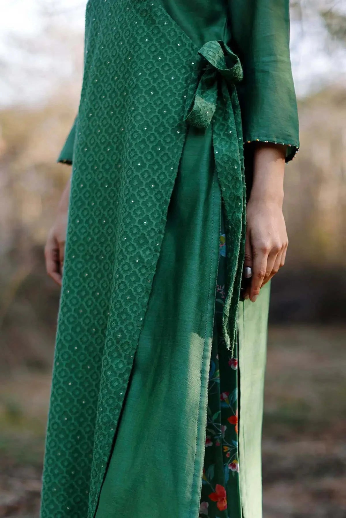Olive Jamdani Chanderi Wrap Kurta With Printed Pants - Pallodstore