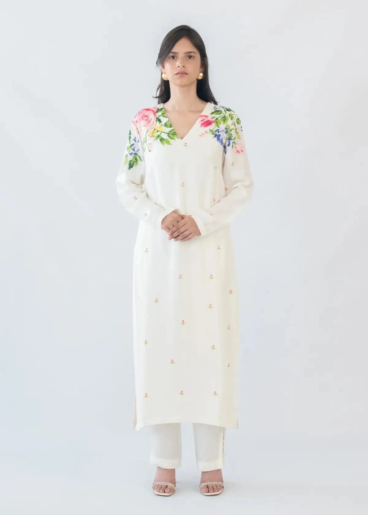 Pakeezah Hand embroidered Kurta Set - Pallodstore