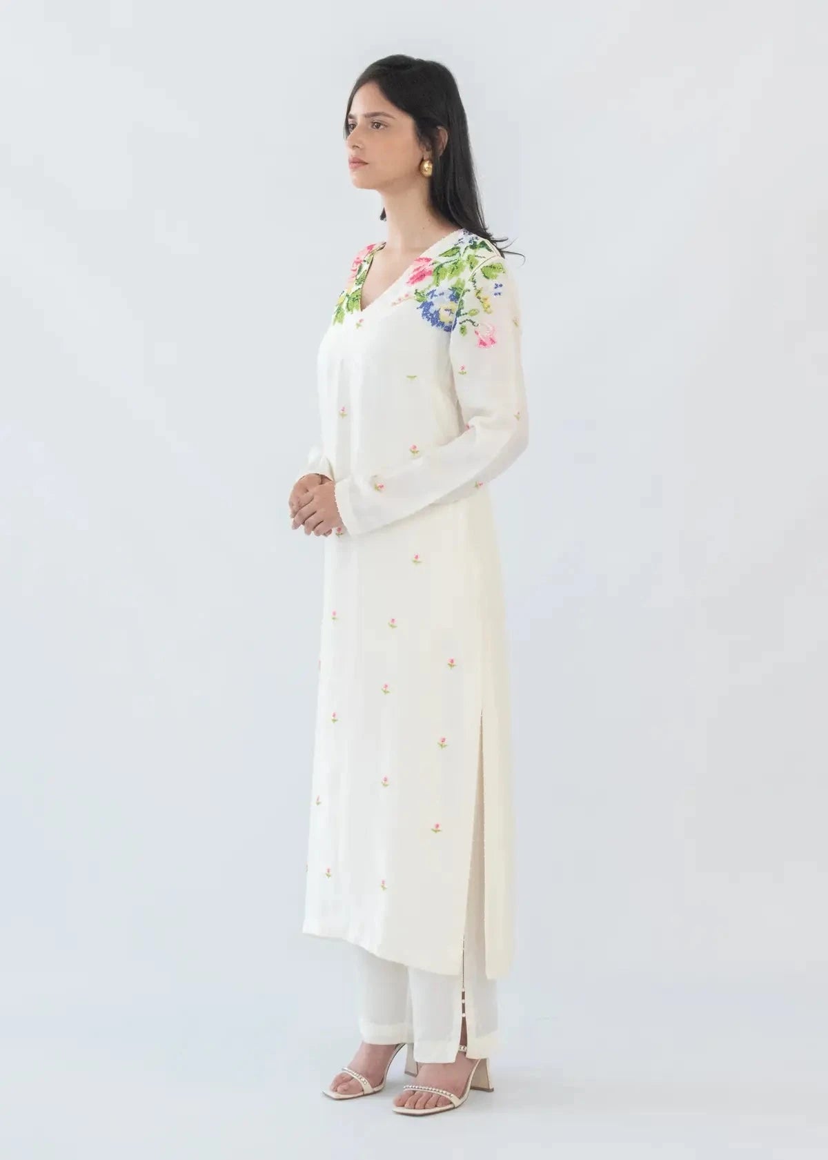 Pakeezah Hand embroidered Kurta Set - Pallodstore