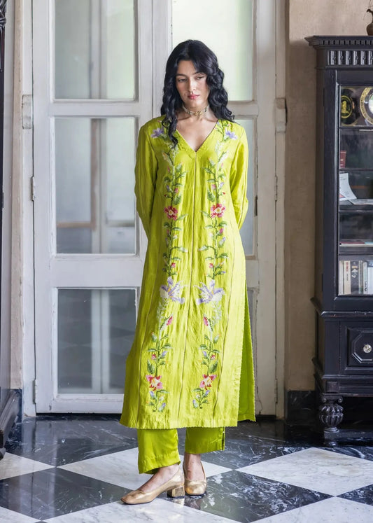 Parrot Green Moha Kurta Set - Pallodstore