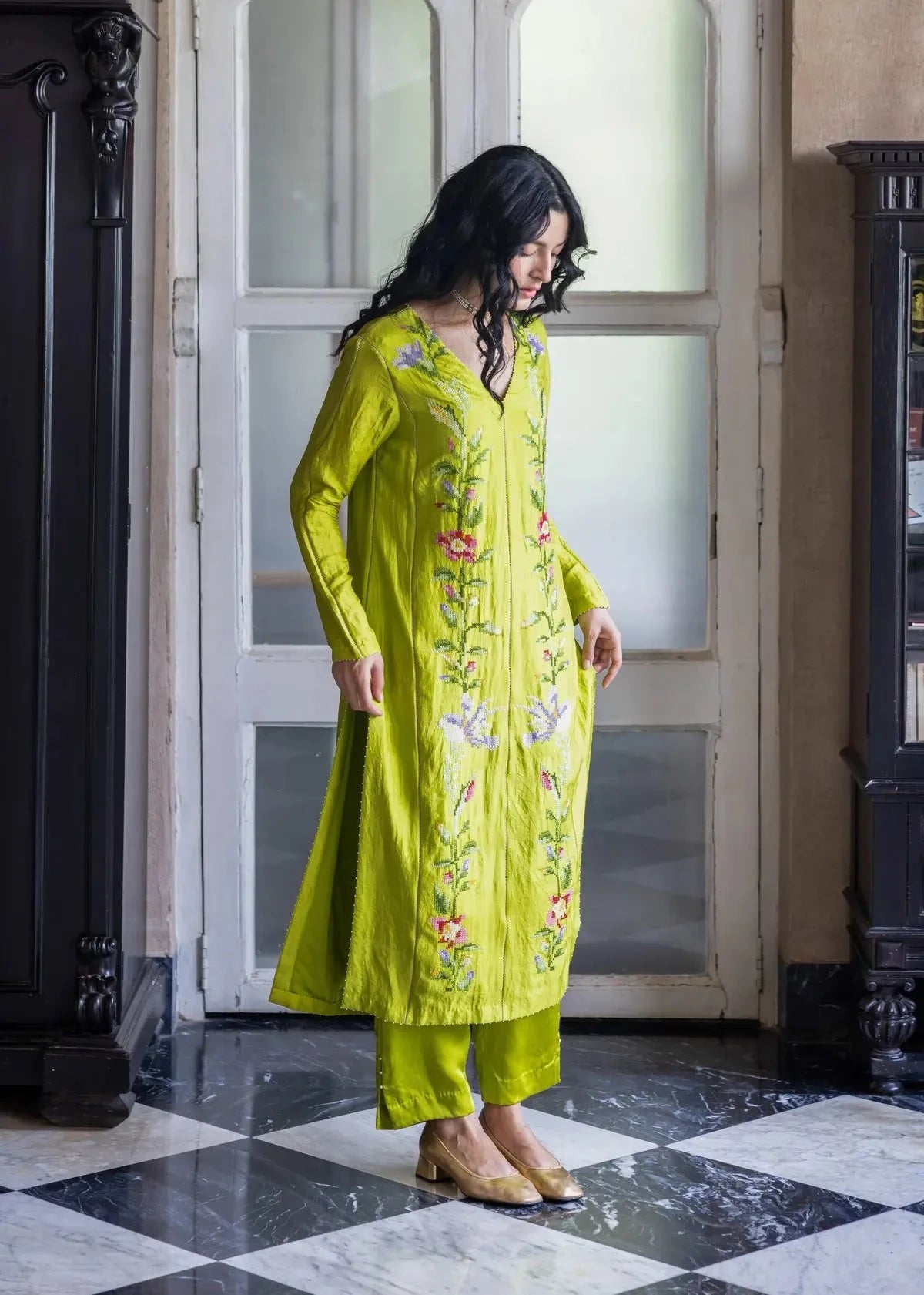 Parrot Green Moha Kurta Set - Pallodstore