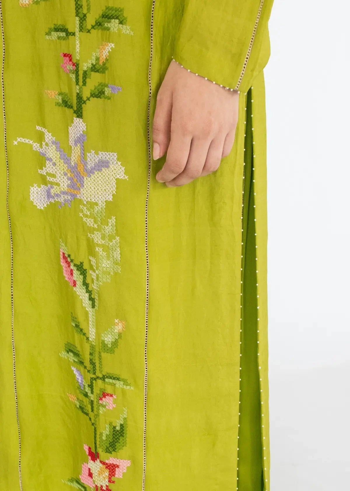 Parrot Green Moha Kurta Set - Pallodstore