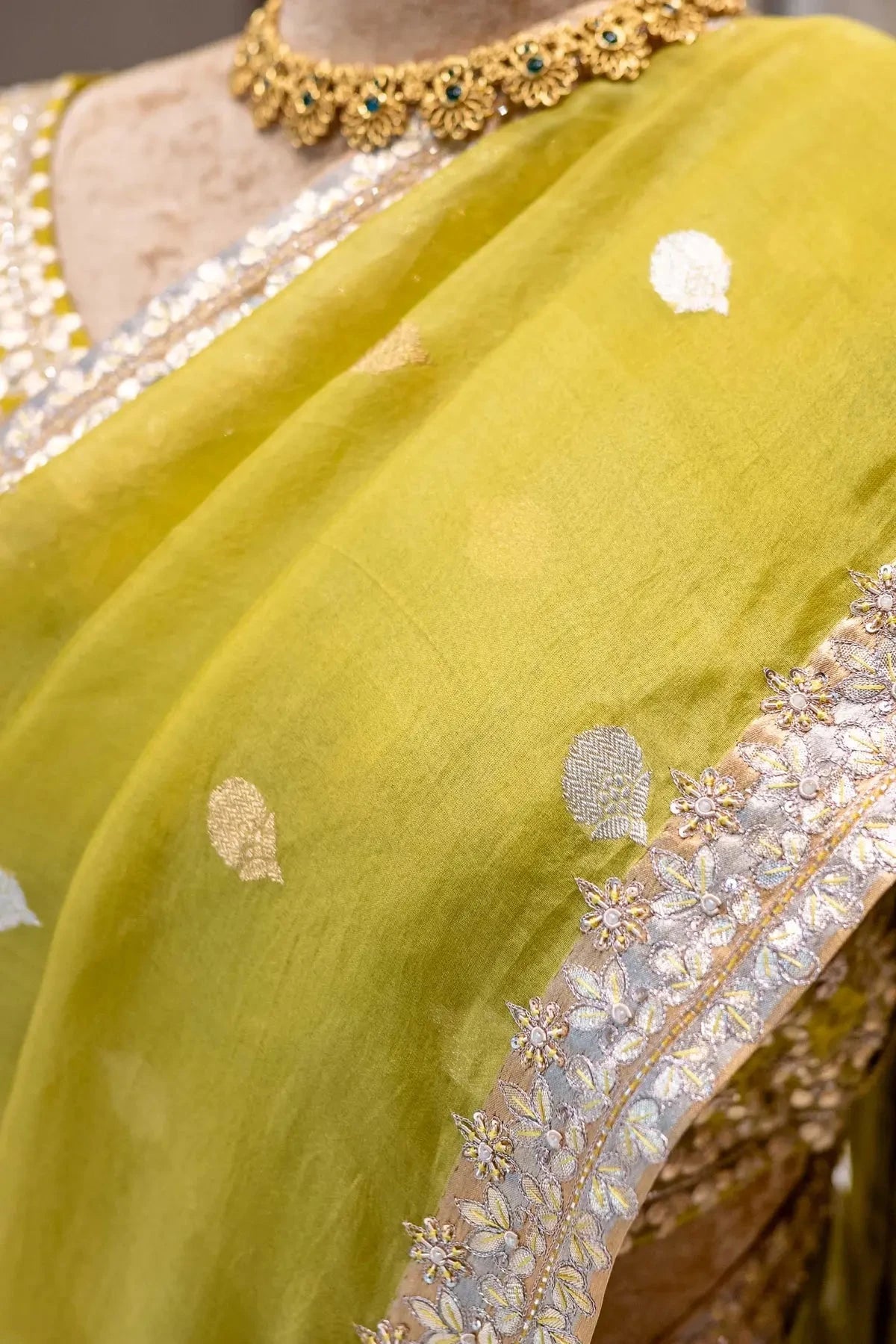 Parrot Green Organza Saree - Pallodstore