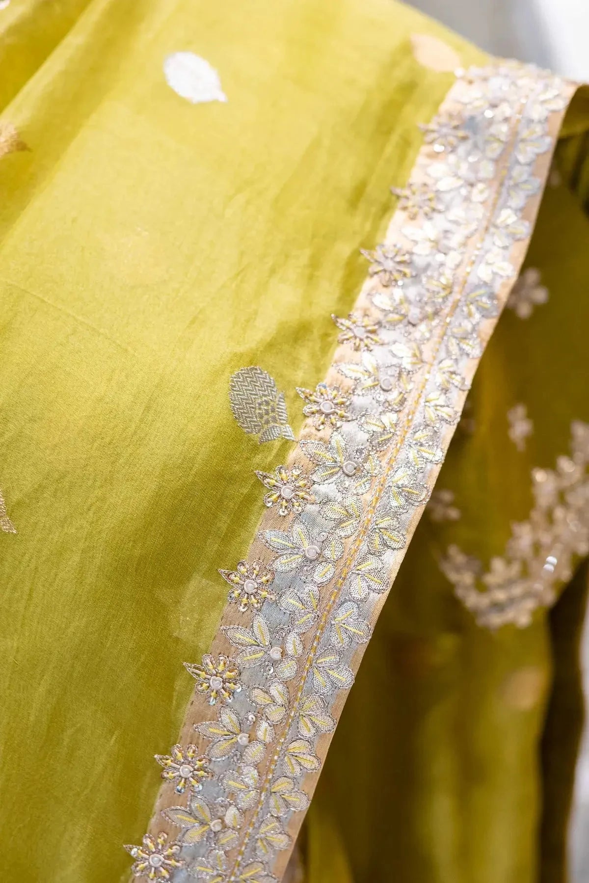 Parrot Green Organza Saree - Pallodstore