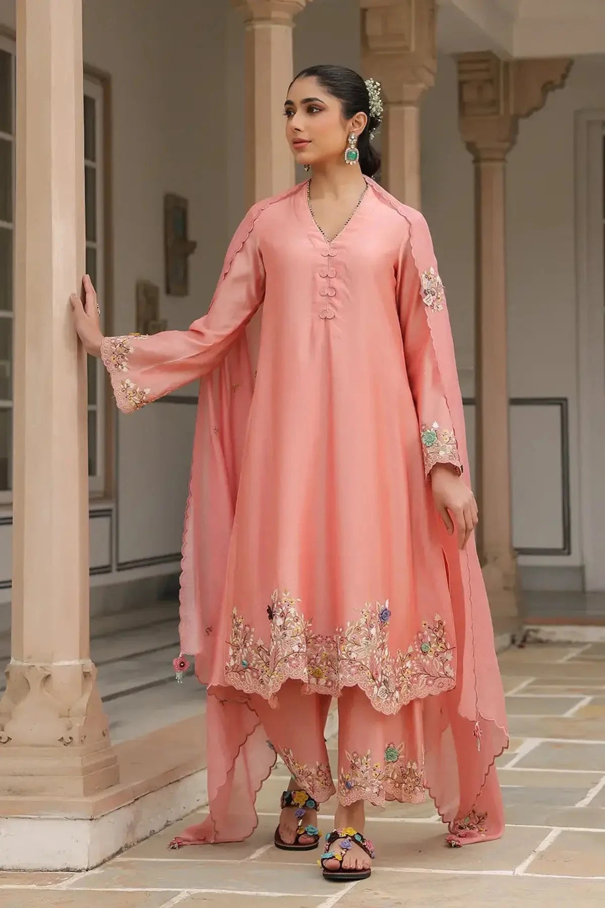Peach Gulzar Scallop Kurta Set - Pallodstore