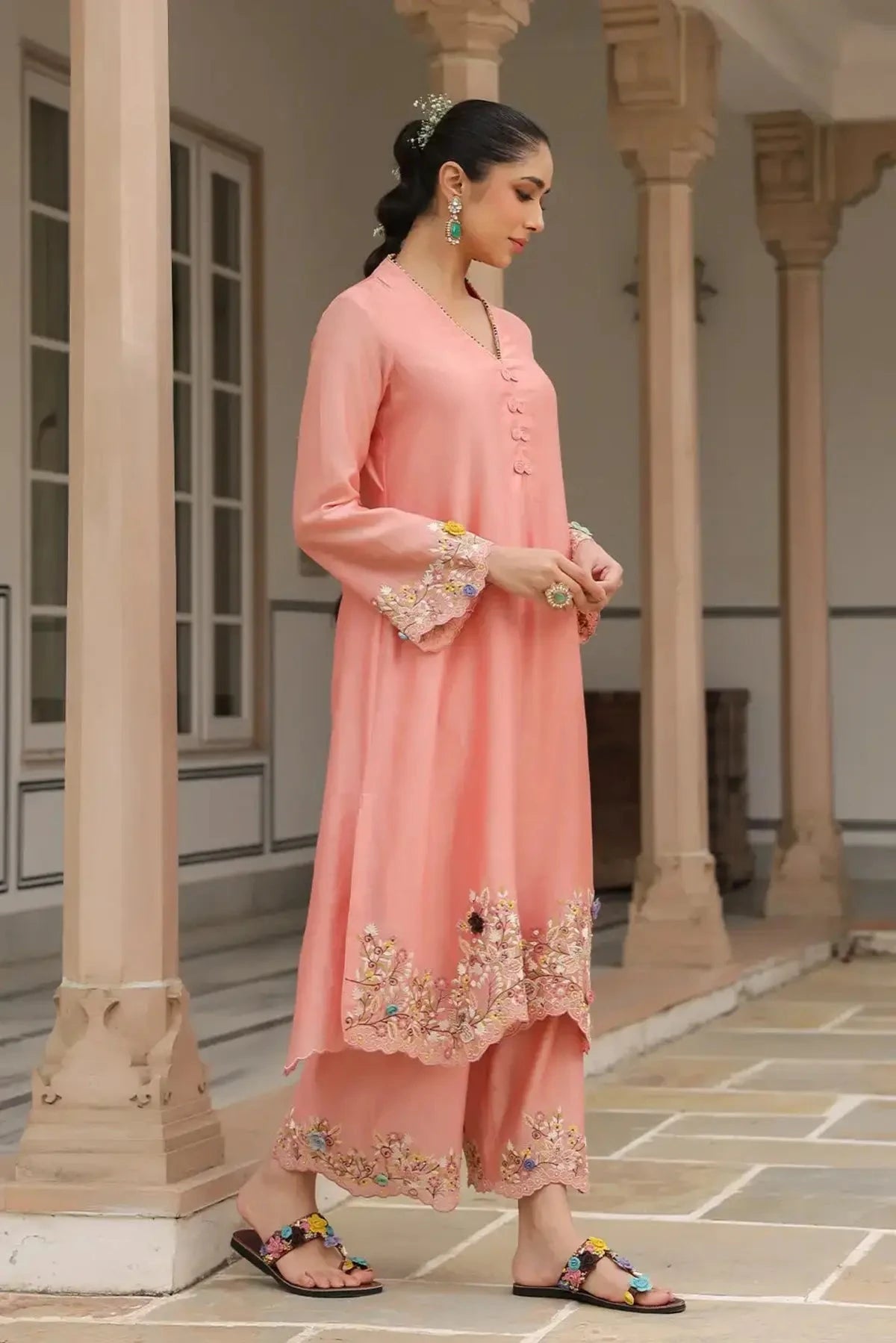 Peach Gulzar Scallop Kurta Set - Pallodstore