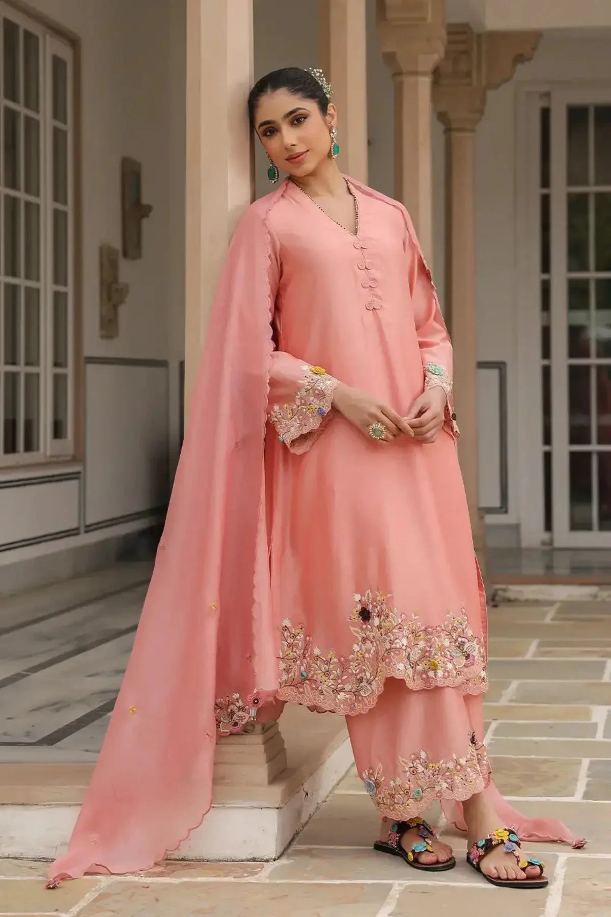 Peach Gulzar Scallop Kurta Set - Pallodstore