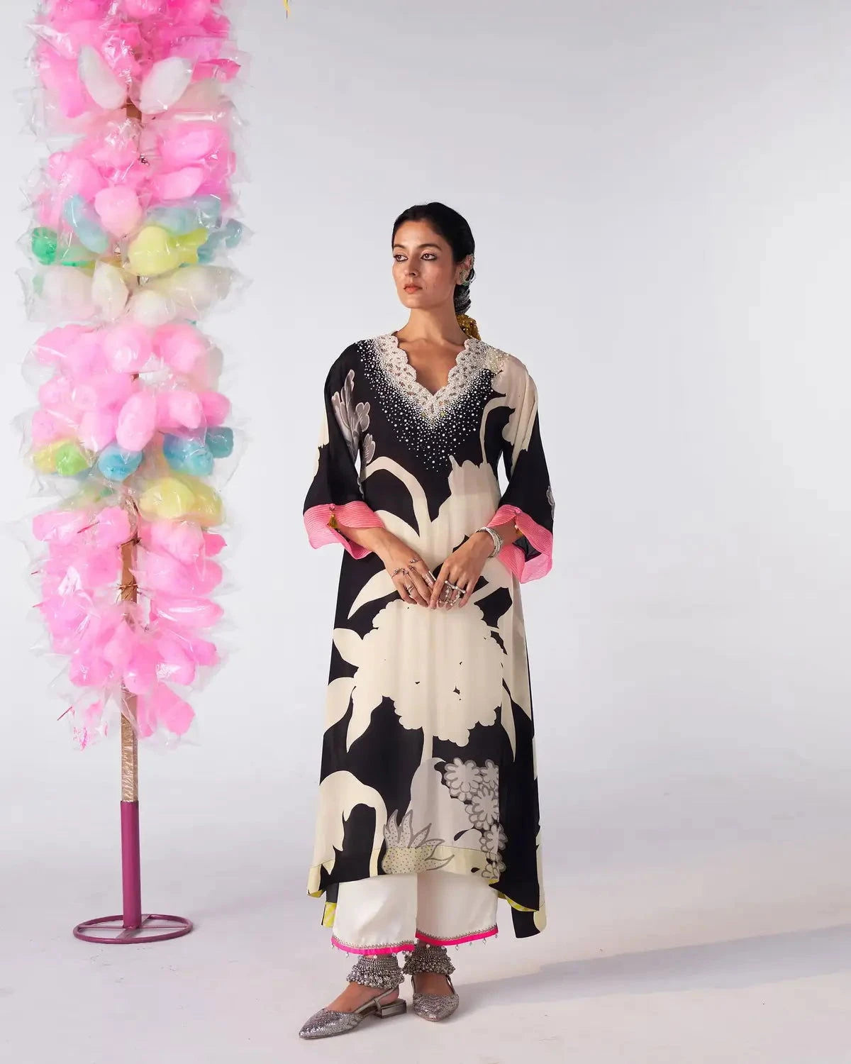 Pearl Neck Kaftan Kurta Set - Pallodstore