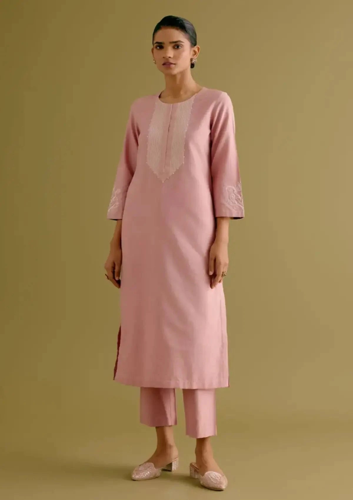 Pink Cotton Silk Embroidered Blend Dori Kurta Set - Pallodstore