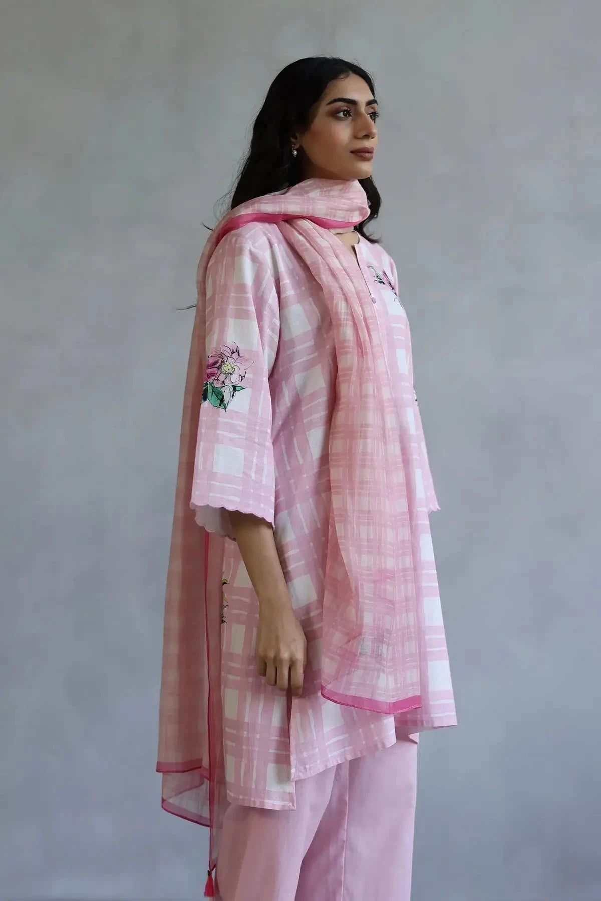 Pink Linen Printed Classic Checks Floral Kurta Set - Pallodstore