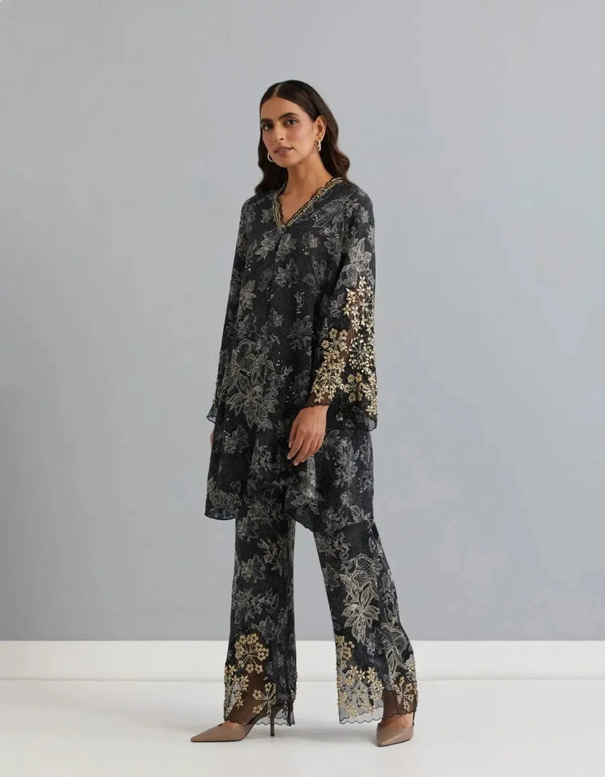 Polka Black Crushed Silk Kurta Set - Pallodstore