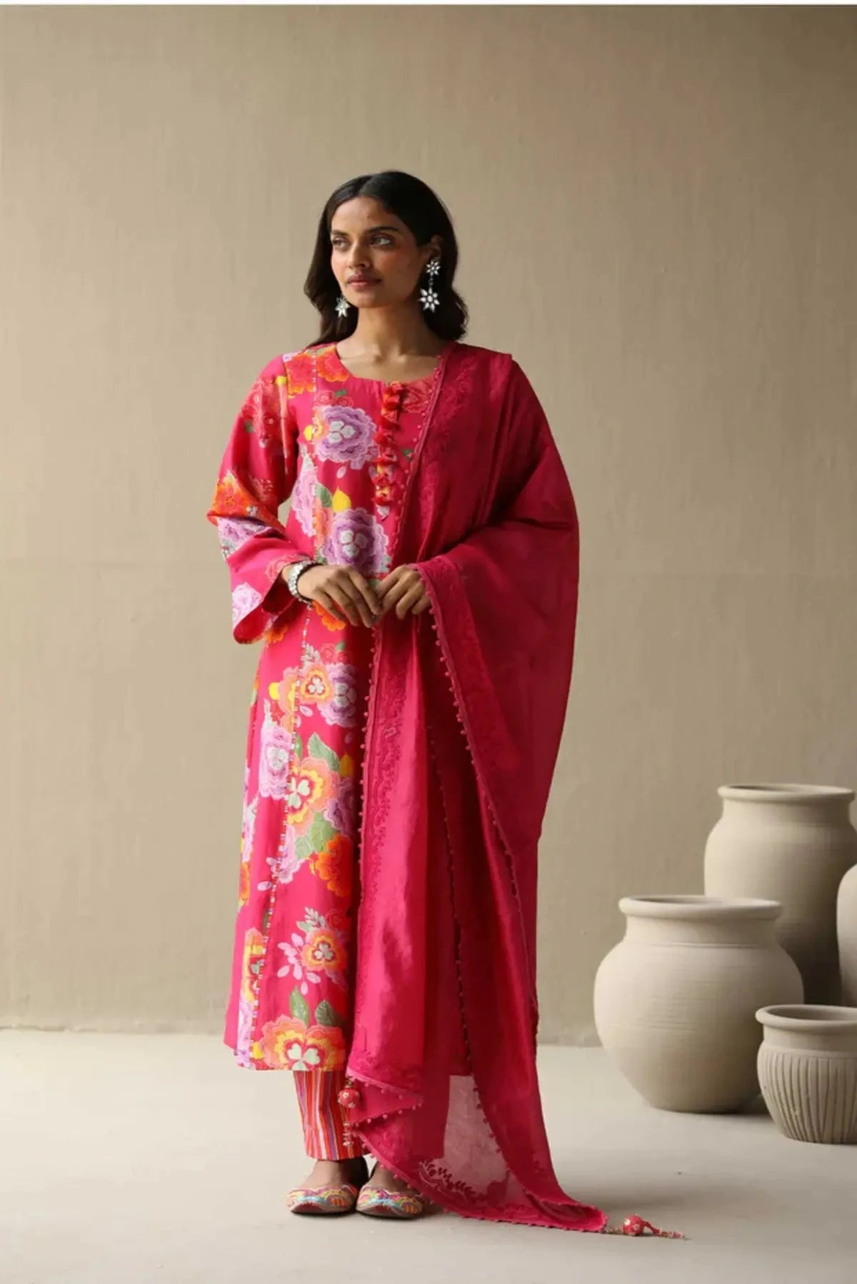 Raspberry Chanderi Hand Embroidered Kurta With Pants And Embroidered Dupatta - Pallodstore