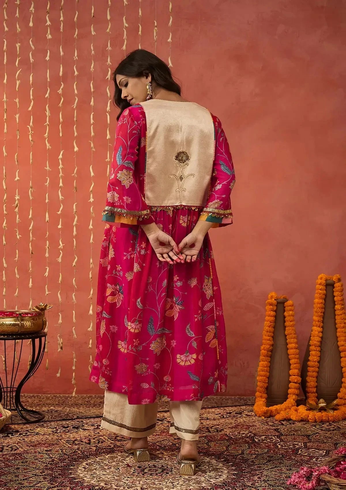 Red Chintz Chanderi Embroidered Kurta Set - Pallodstore