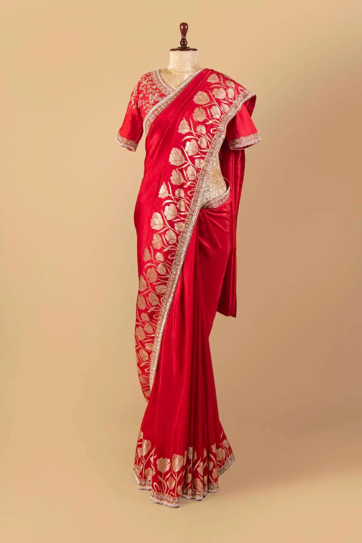 Red Hand Modal Embroidered Silk Saree - Pallodstore