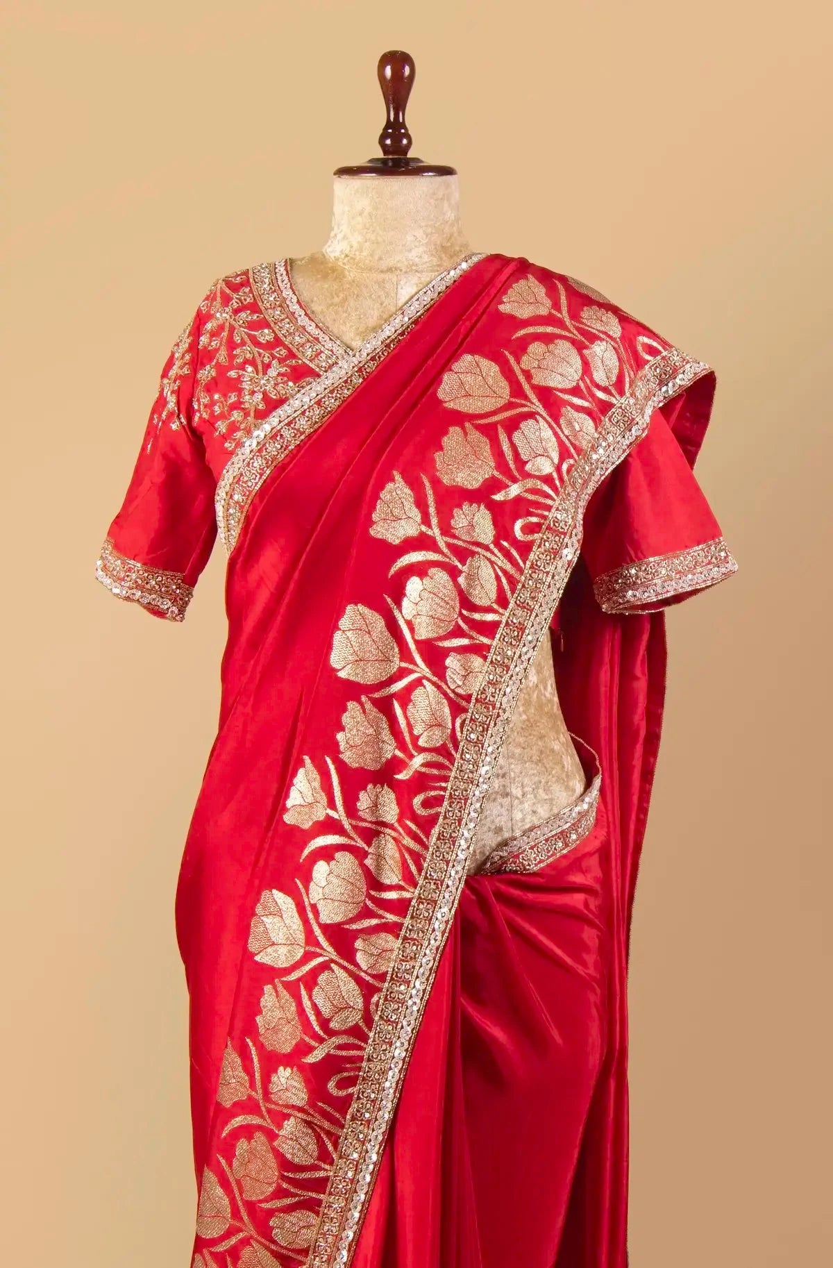 Red Hand Modal Embroidered Silk Saree - Pallodstore