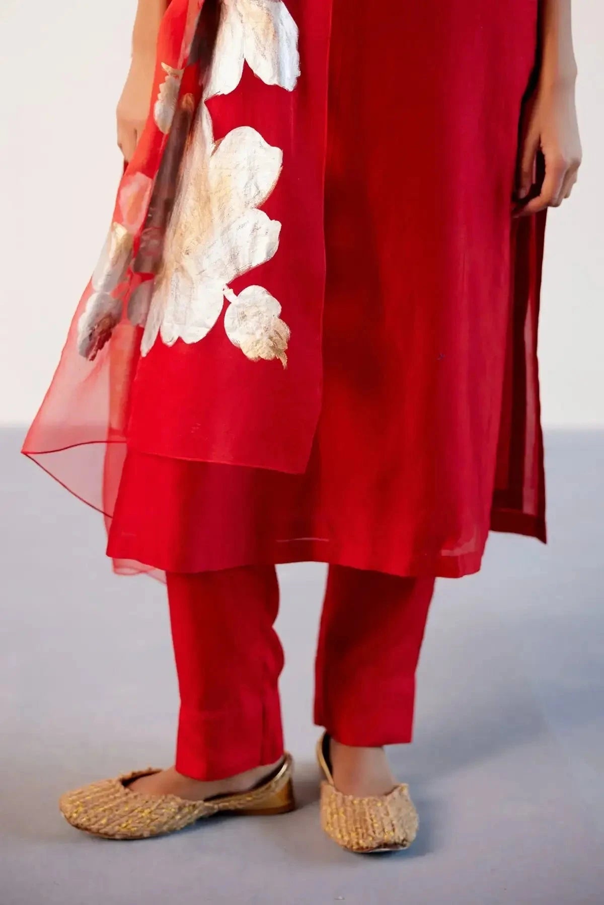 Red Silk Chanderi Hand-Painted Kurta Set - Pallodstore