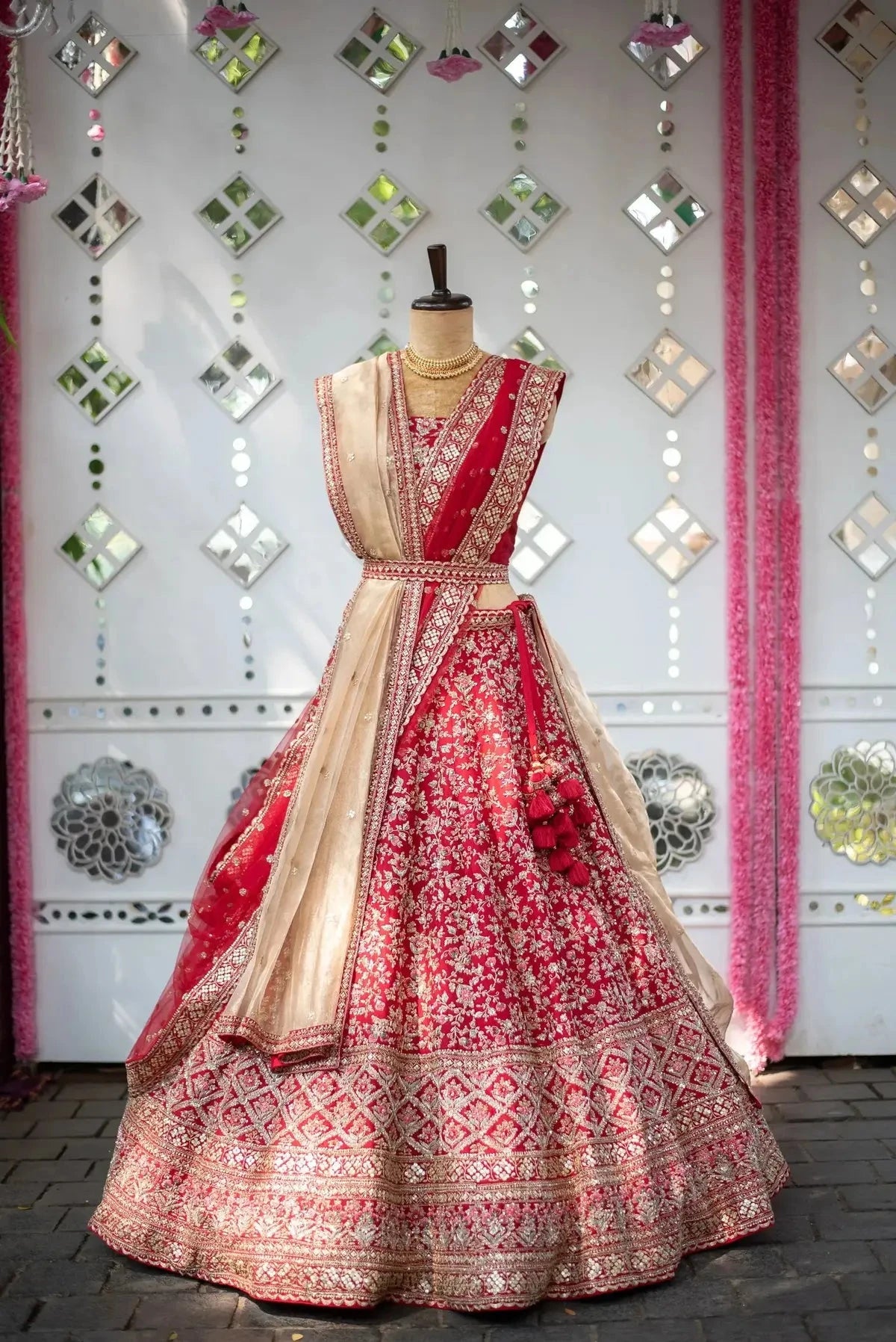 Red silk with gold tissue dupatta - Pallodstore