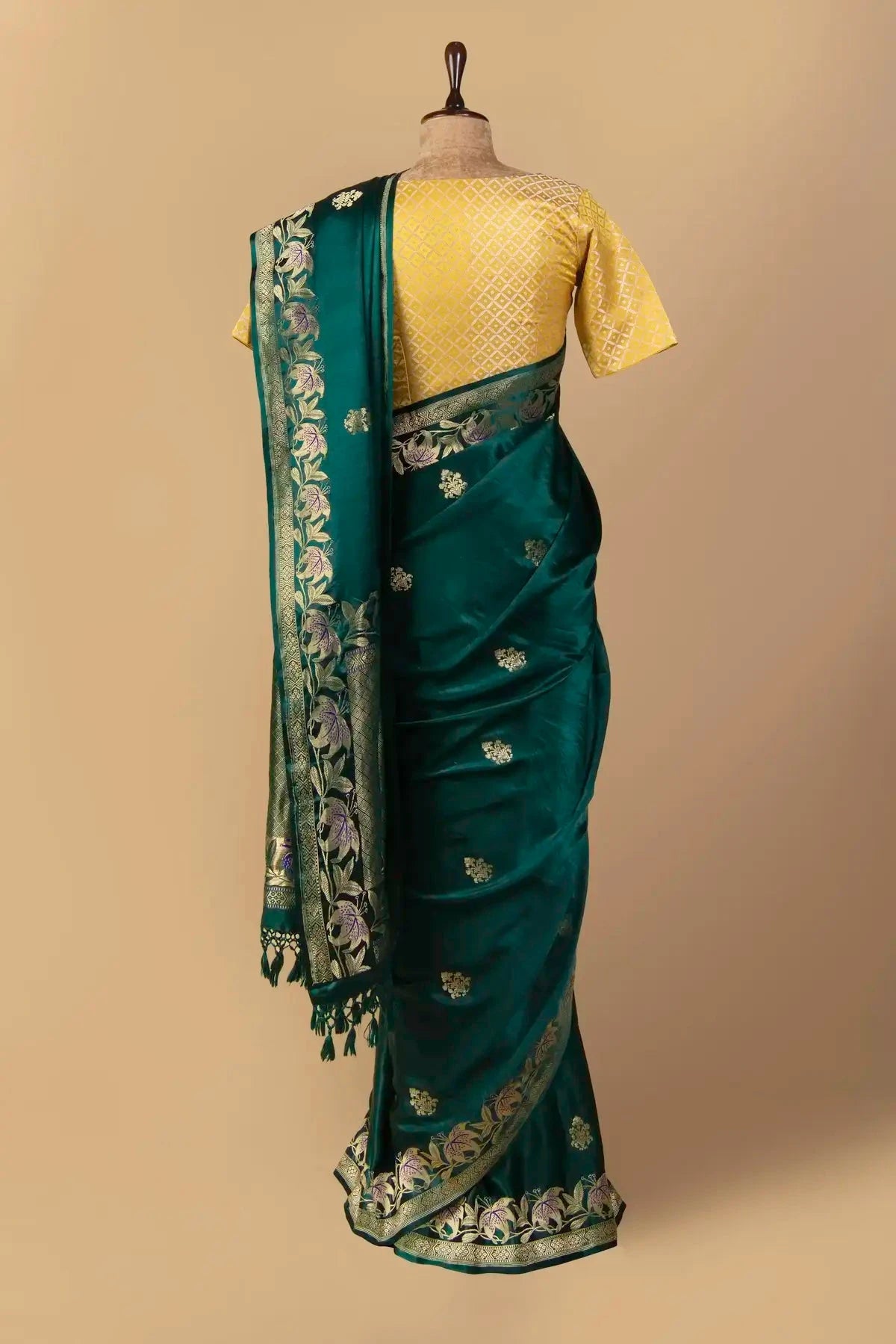 Sacramento Green Gajji Silk Saree - Pallodstore