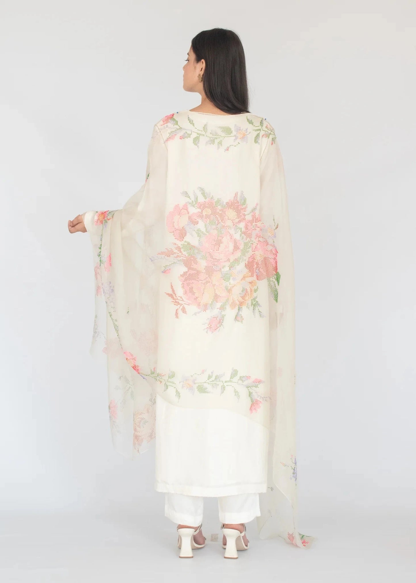 Salma Ivory Kurta Set - Pallodstore