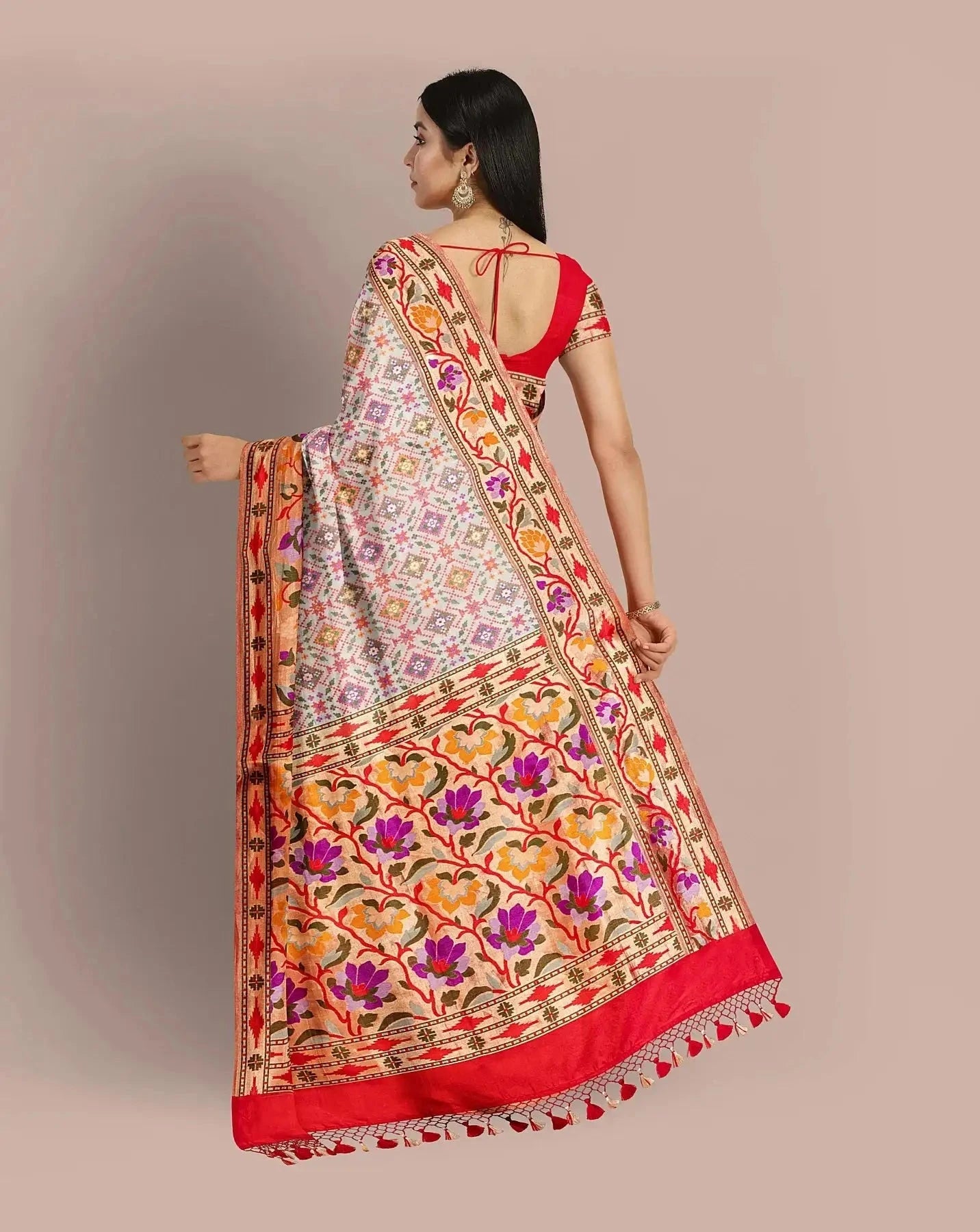 Warm White Banarsi Silk Saree - Pallodstore