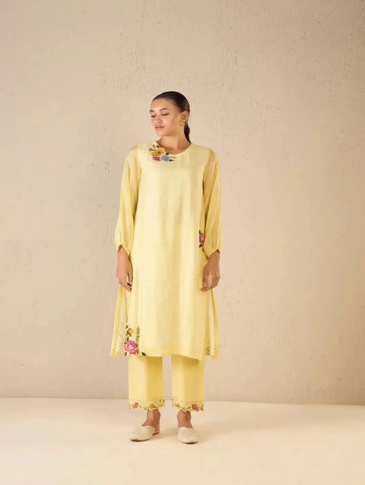 Yellow Applique Floral Bunch Kurta Set - Pallodstore