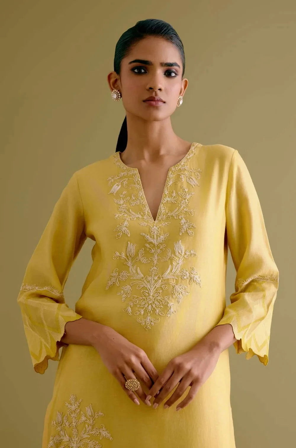 Yellow Silk Chanderi Dori Embroidered Kurta Set - Pallodstore