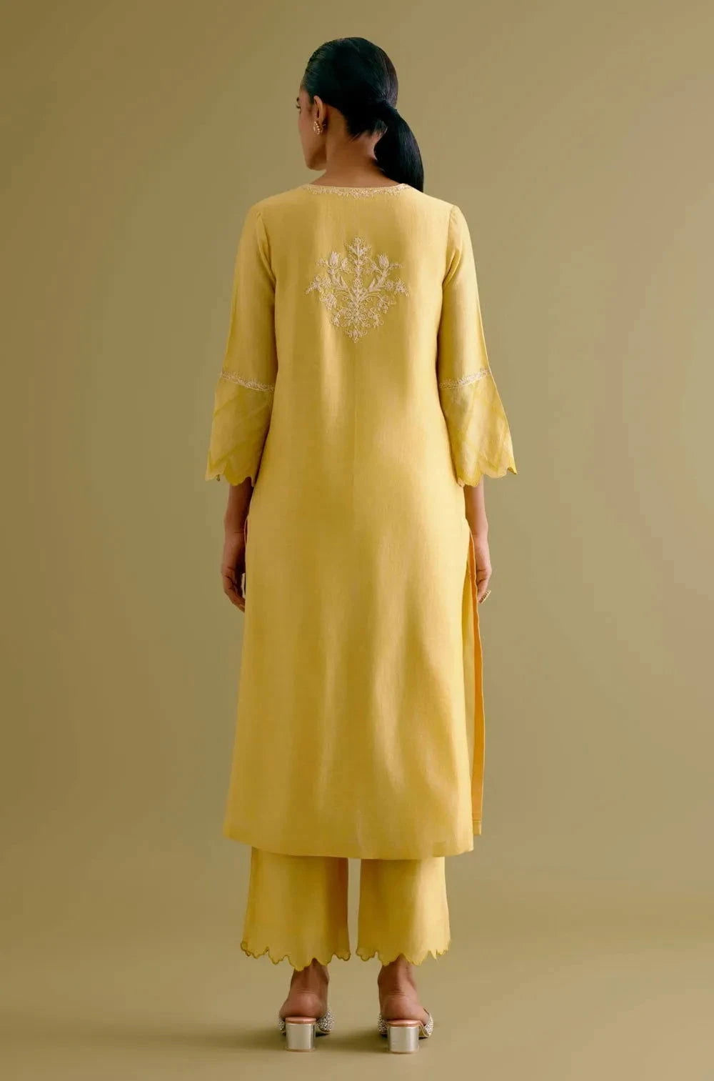 Yellow Silk Chanderi Dori Embroidered Kurta Set - Pallodstore