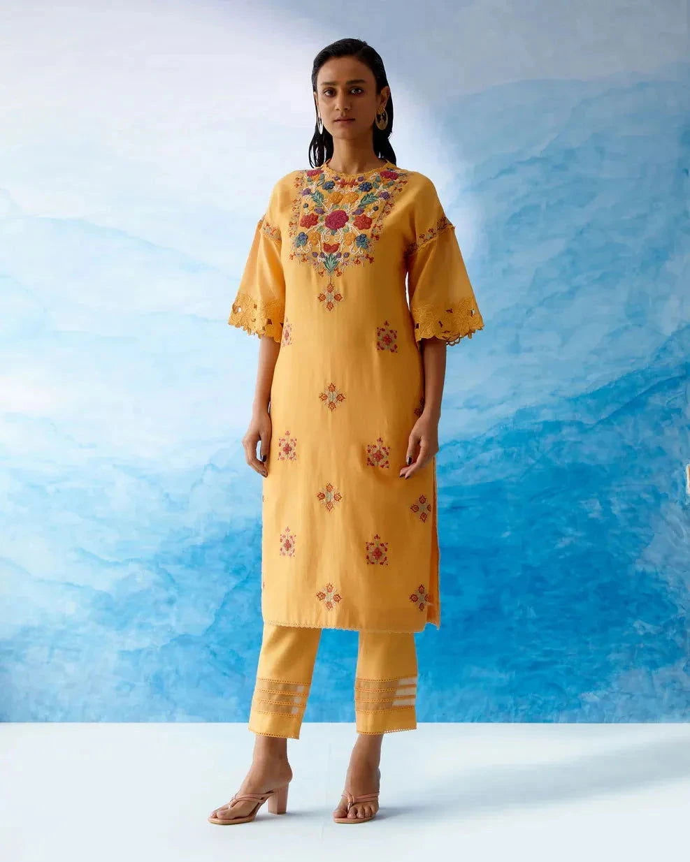 Yellow Straight Kurta With Organza Details Pants - Pallodstore