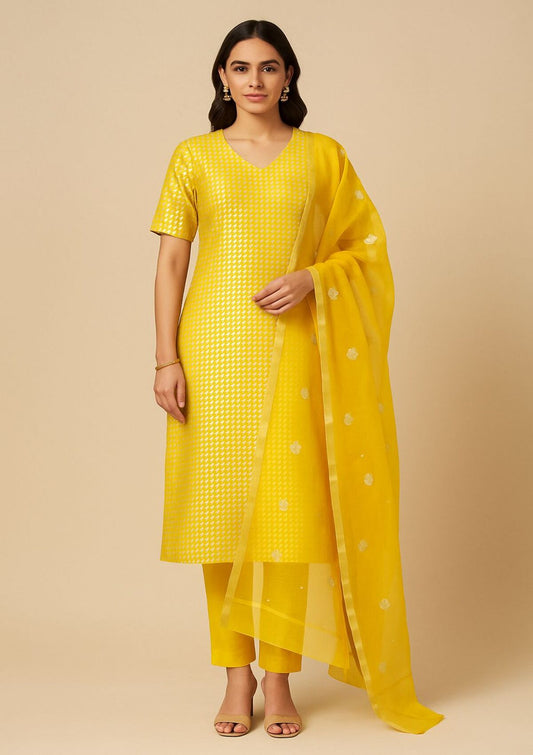 Yellow Straight Line Suit - Pallodstore
